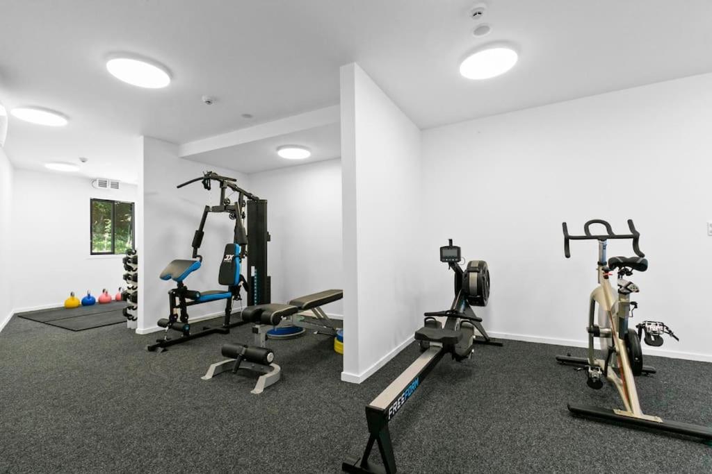Alex Apt With Onsite Gym And Walk To Town Queenstown Exterior foto